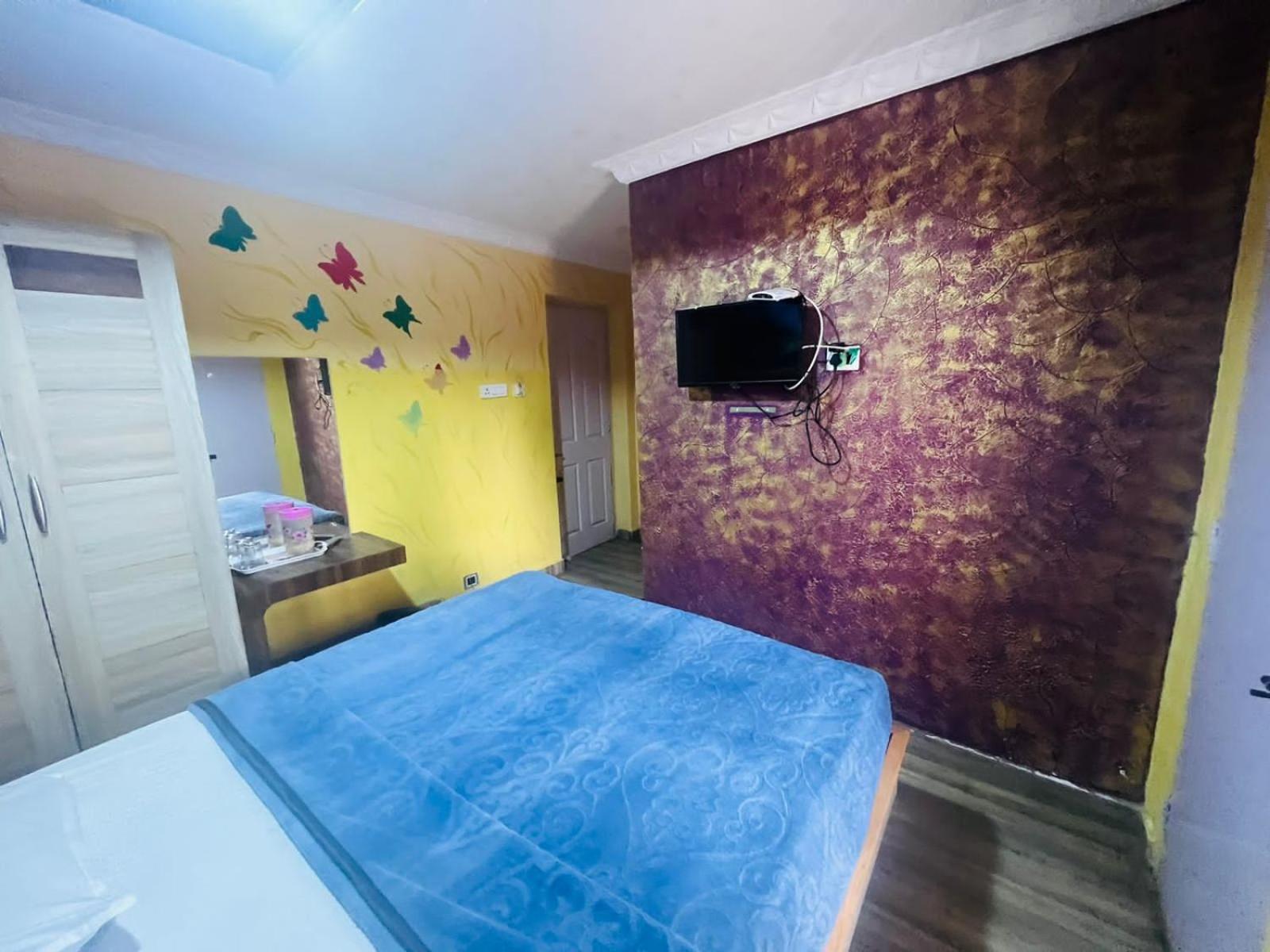 Akr Resitancy Hotel Ooty Exterior photo